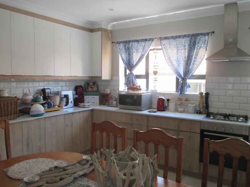 To Let 3 Bedroom Property for Rent in Dana Bay Western Cape